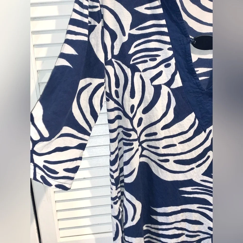 CZ Cover Up White and blue tropical floral design size small women’s
